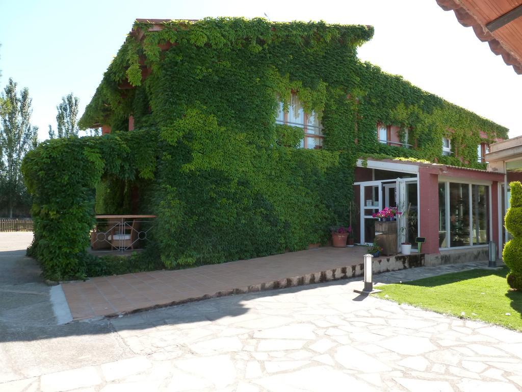Hotel H Con Encanto Binéfar Kültér fotó
