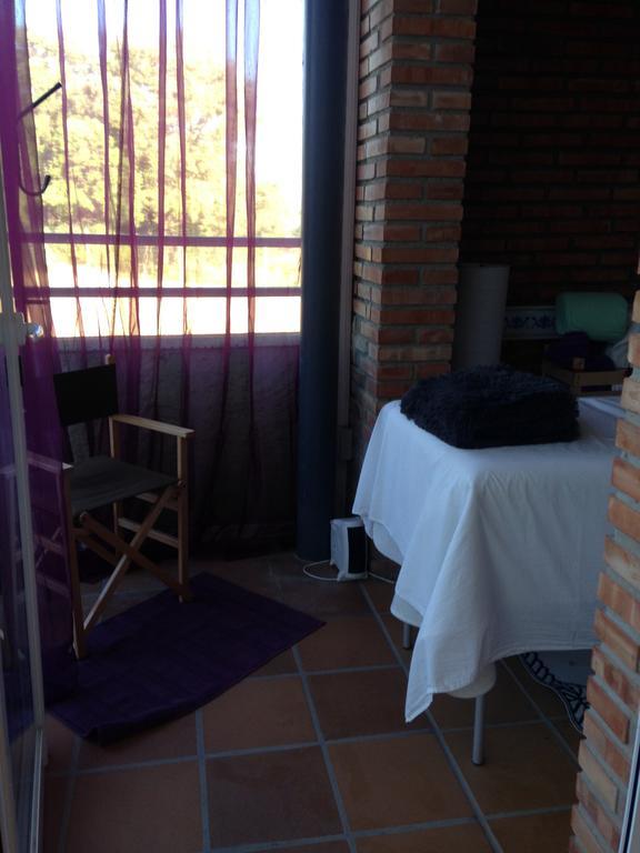 Hotel H Con Encanto Binéfar Kültér fotó